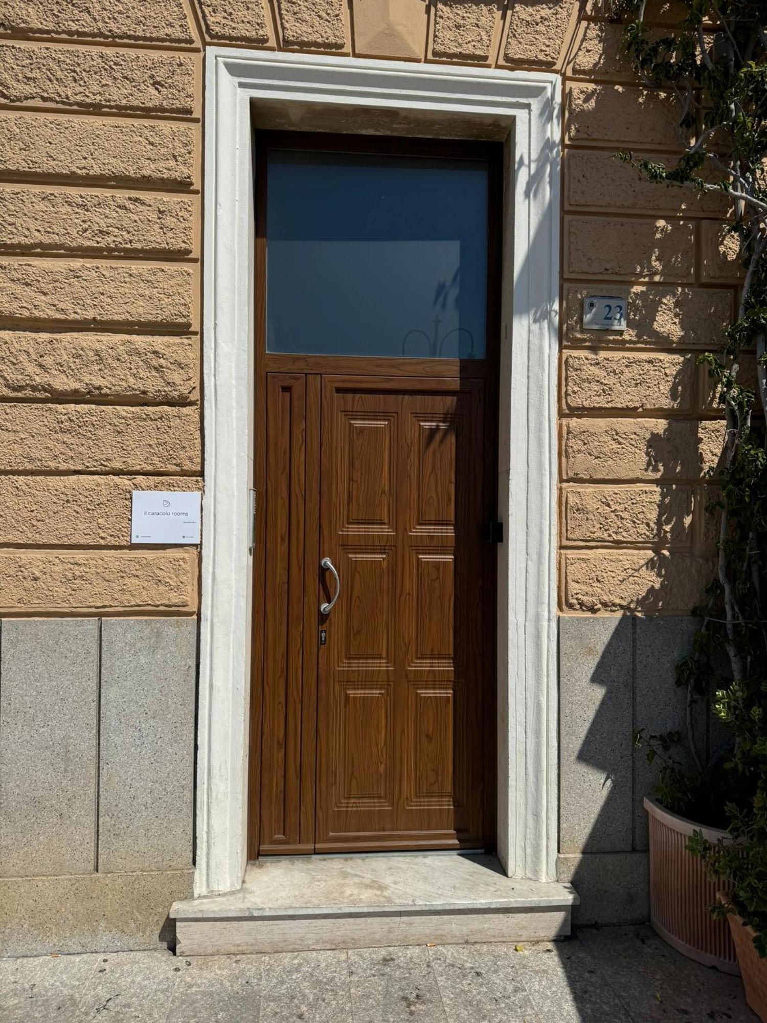Il Caracolo Rooms La Maddalena  Exteriör bild