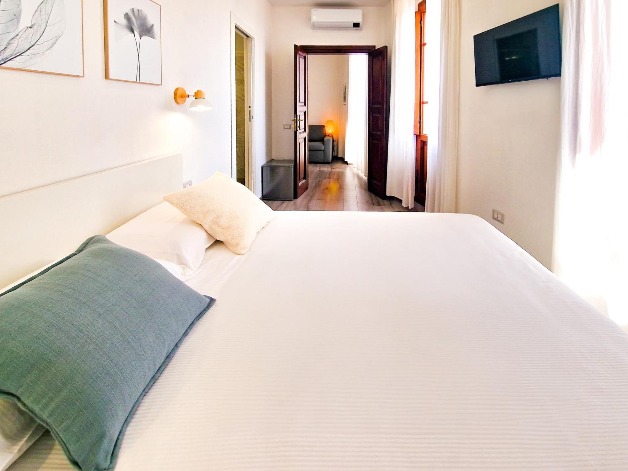 Il Caracolo Rooms La Maddalena  Exteriör bild